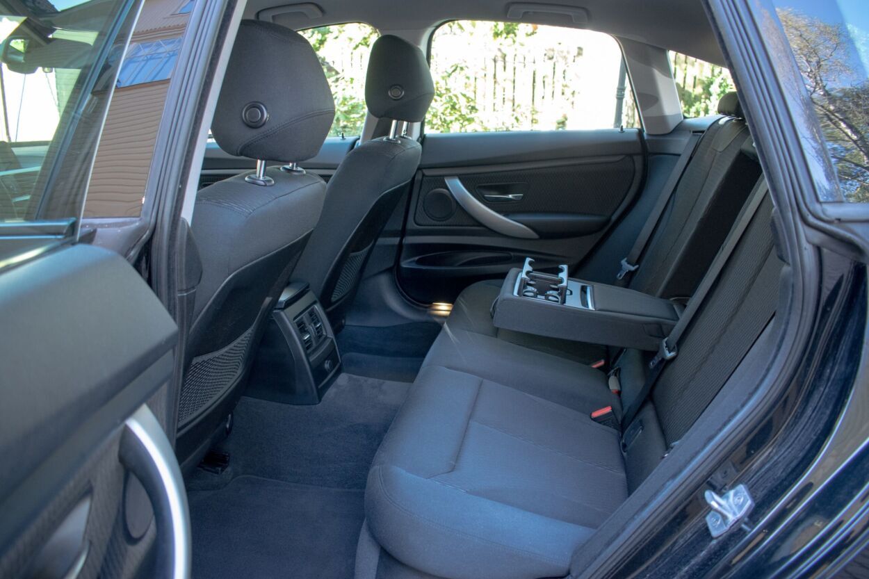 BMW 318 2015, kuva 4/17