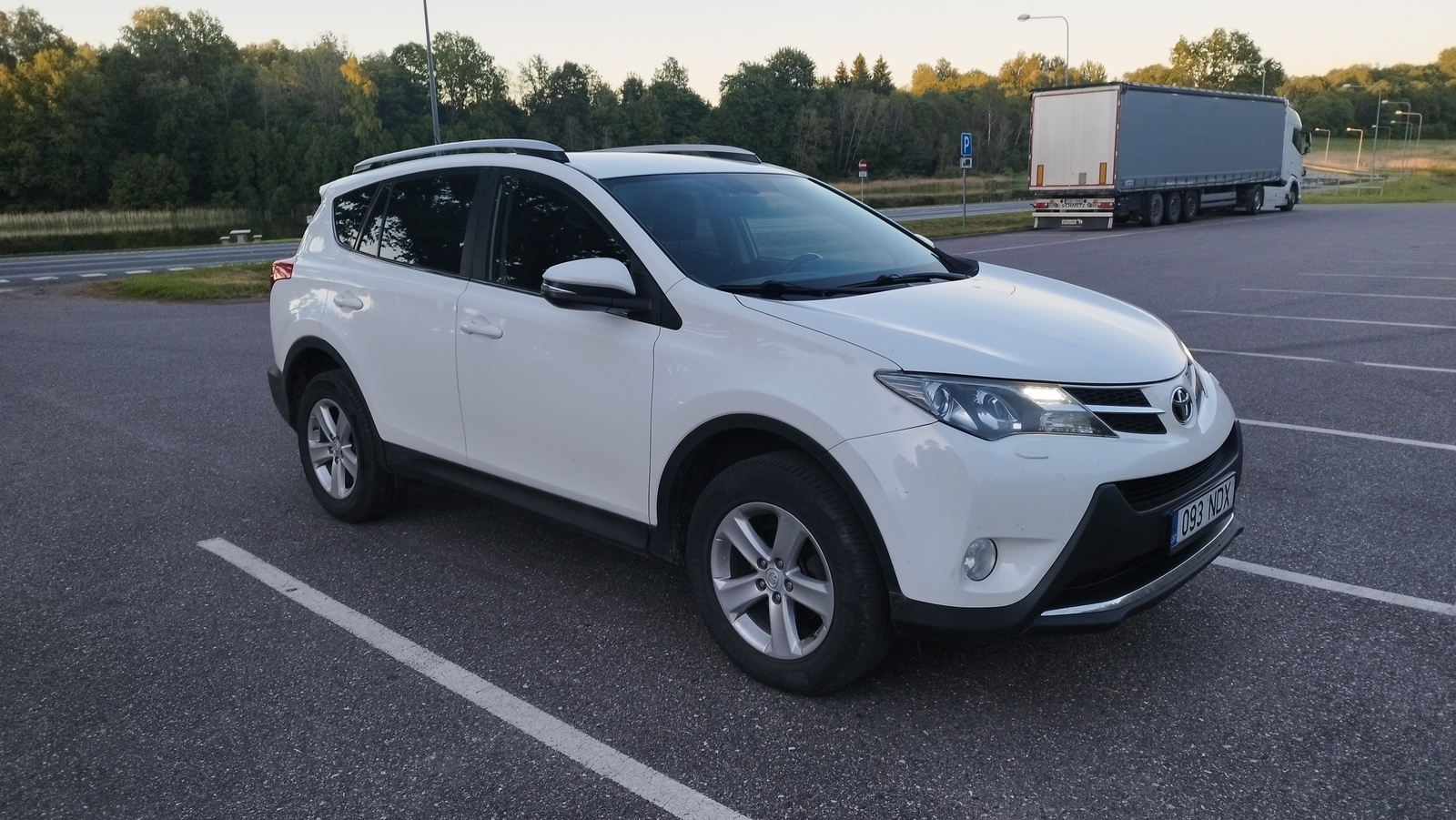 Toyota RAV4 2013, photo 4/9