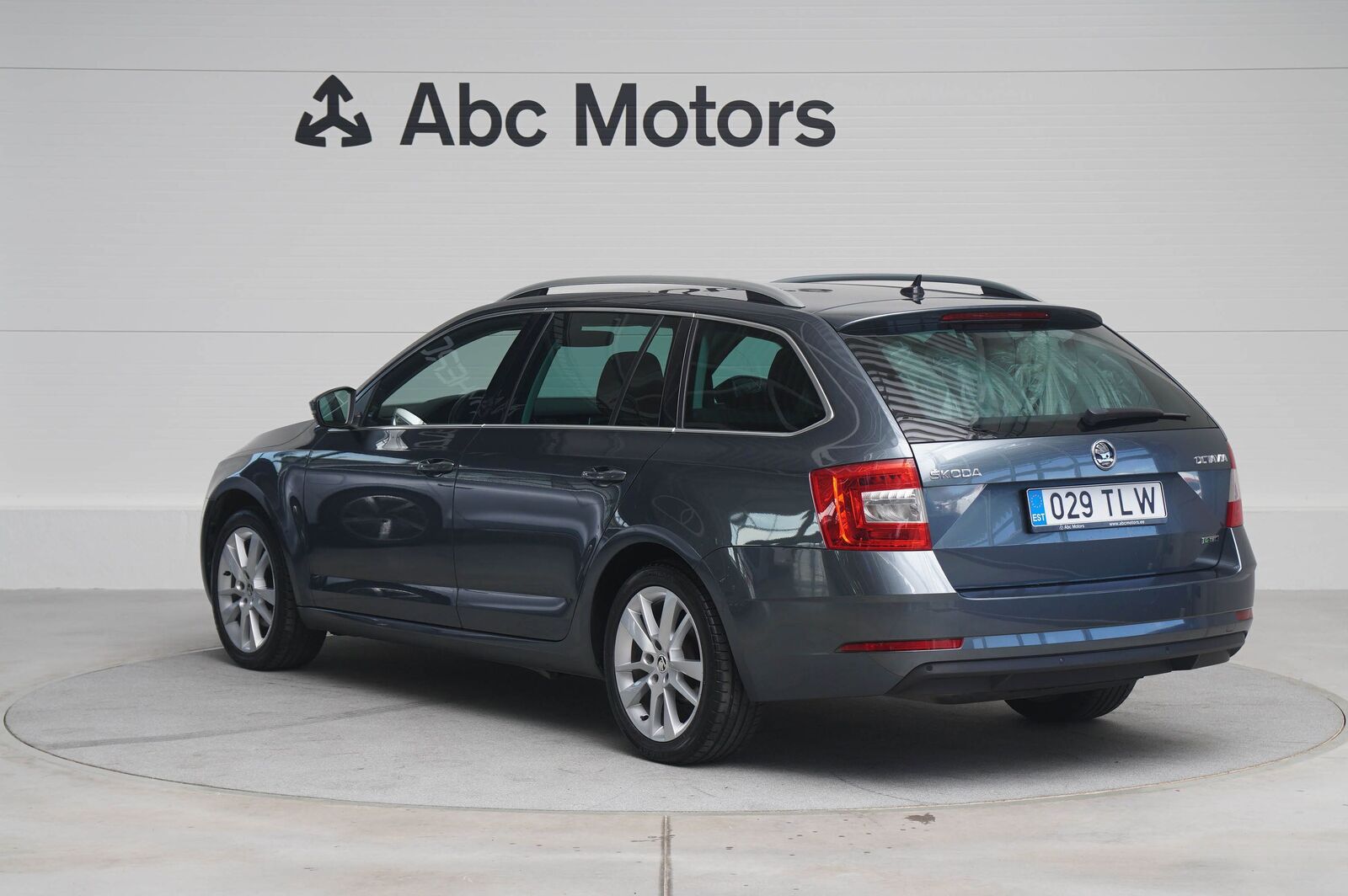 Škoda Octavia 2020, photo 6/15
