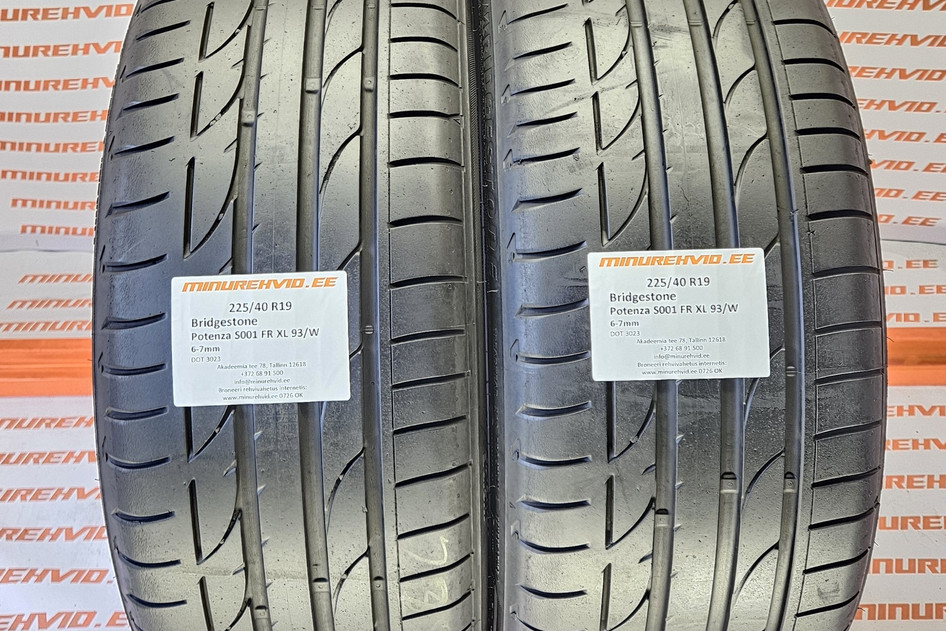 Used summer tire 225/40R19 Bridgestone Potenza S001 FR XL 93/W 3023