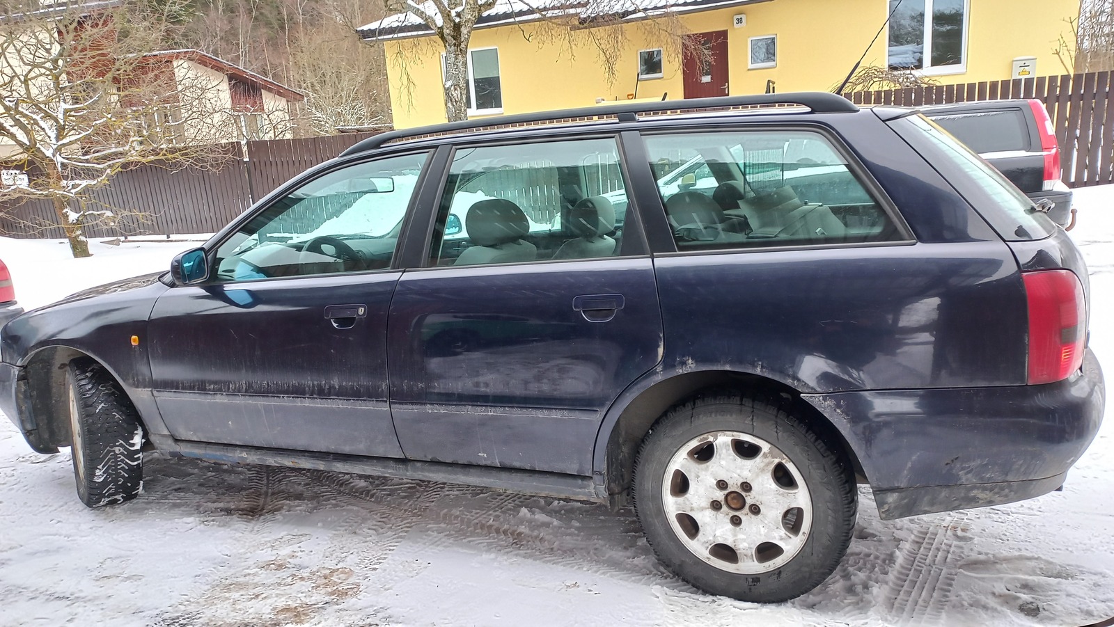 Audi A4 1997, kuva 3/5