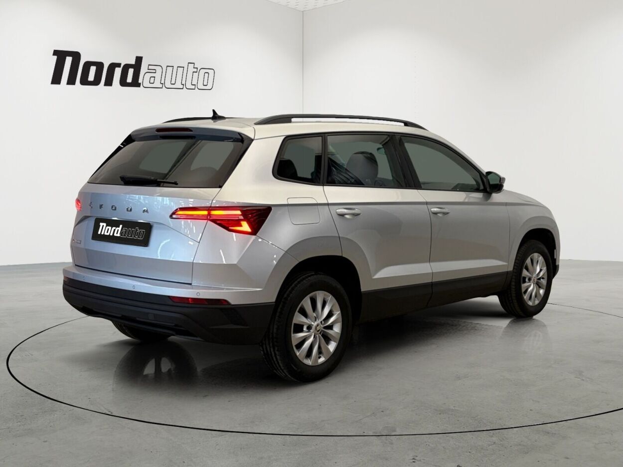 Škoda Karoq 2022, kuva 2/10