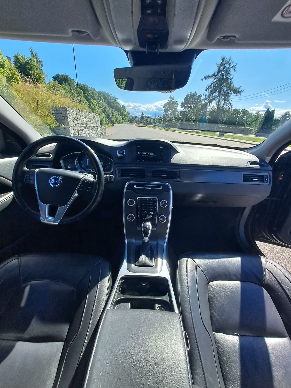 Volvo V70 2016, photo 5/7