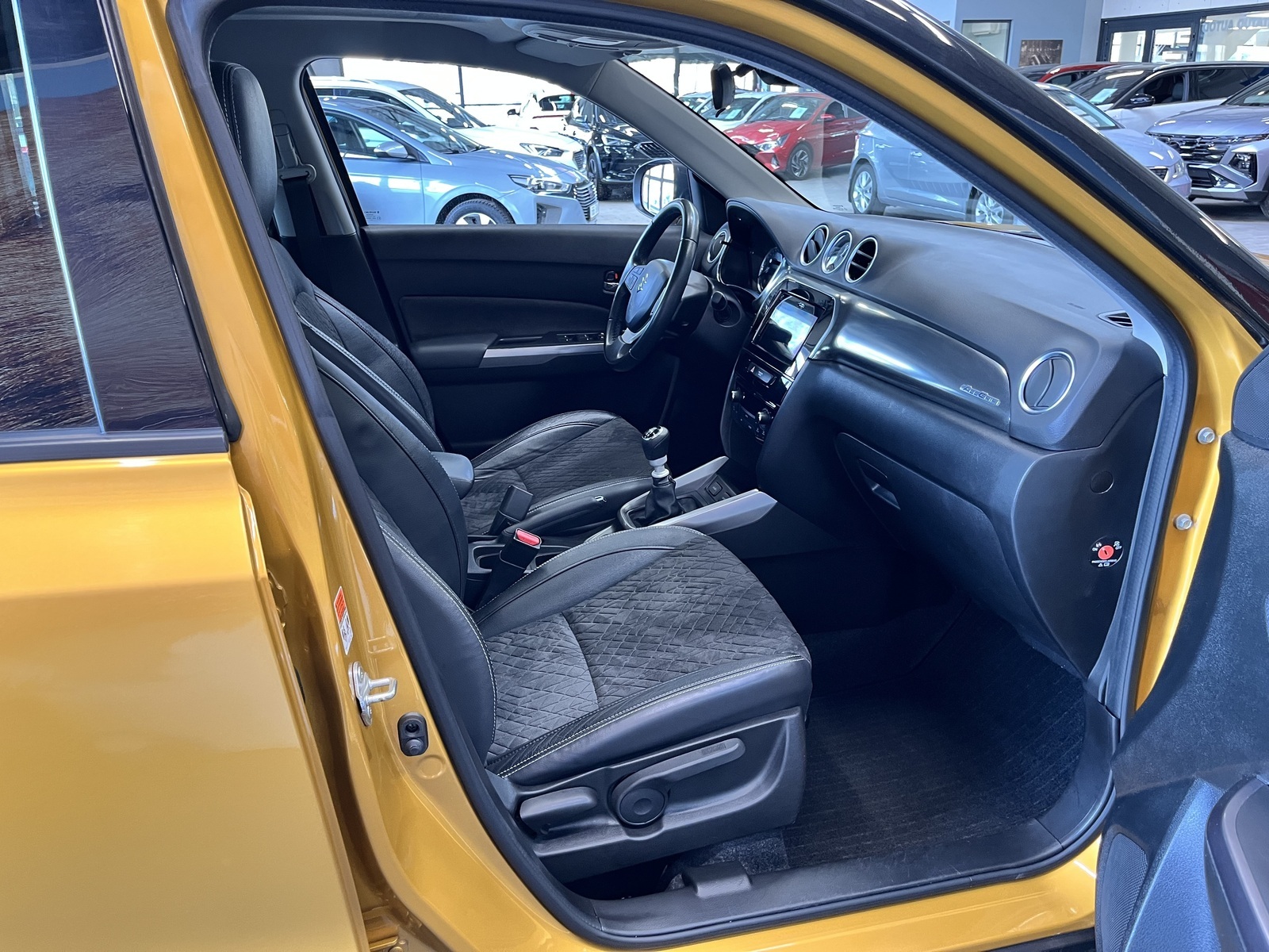 Suzuki Vitara GLX GLX 1.4 95kW 2021, photo 6/10