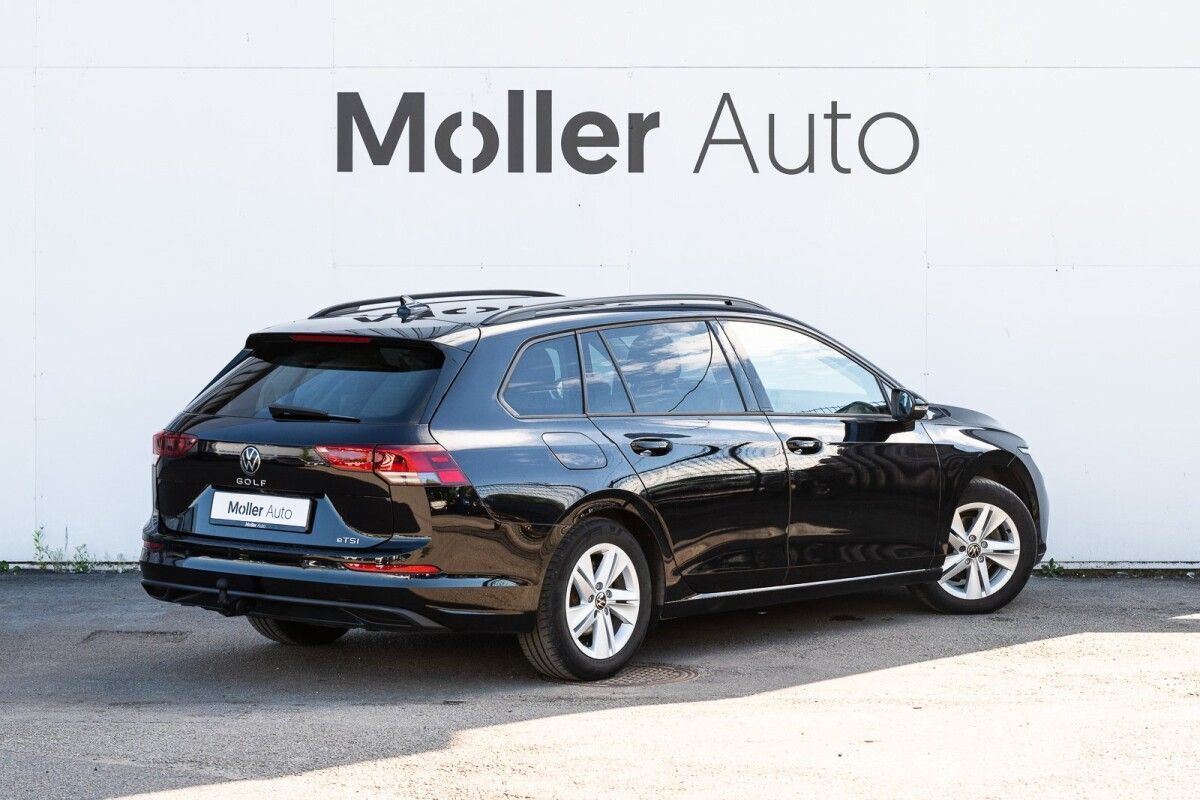 Volkswagen Golf 1.5 96kW 2023, photo 3/21