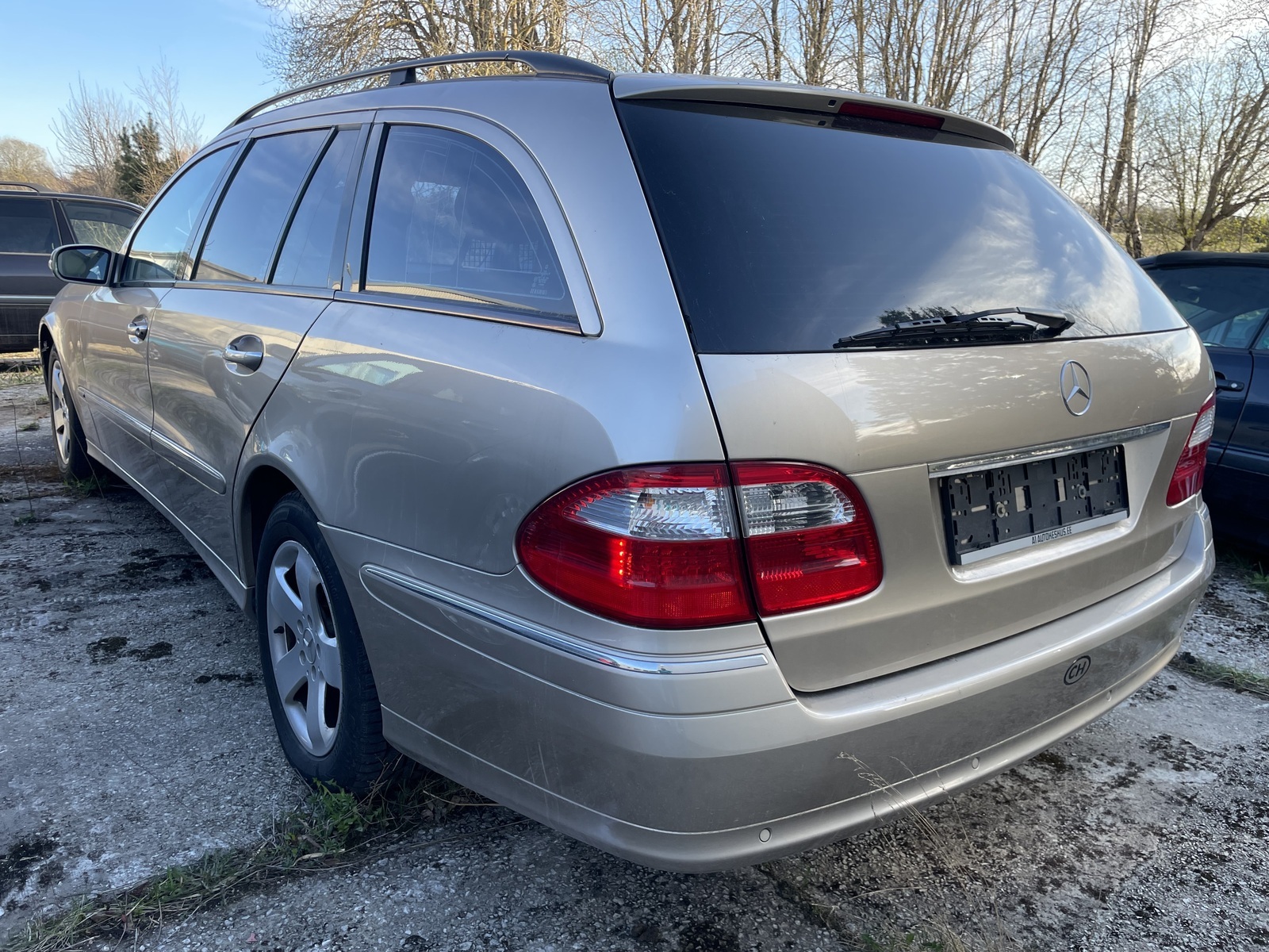 Mercedes-Benz 350 2005, photo 2/45