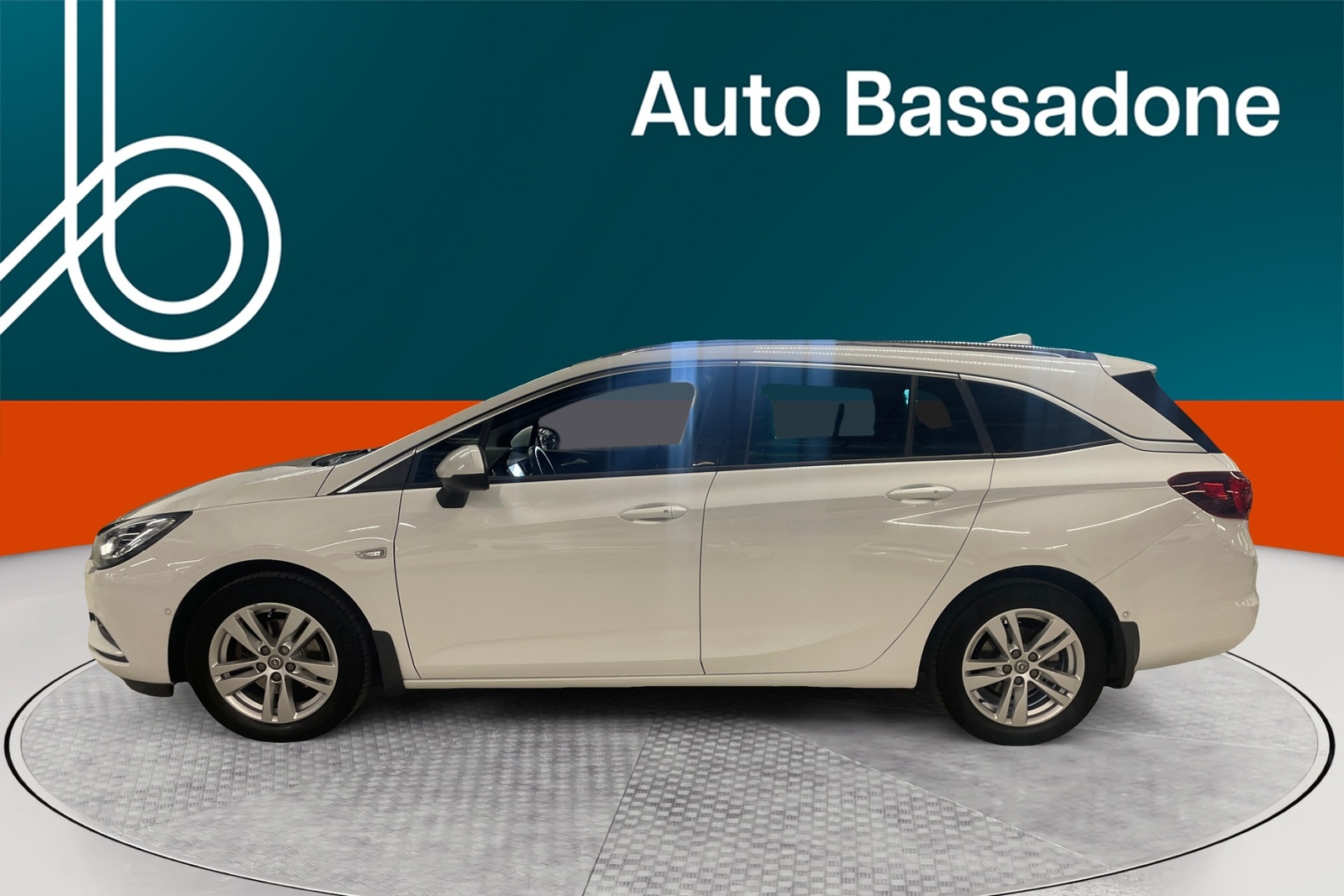 Opel Astra 2017, photo 2/29