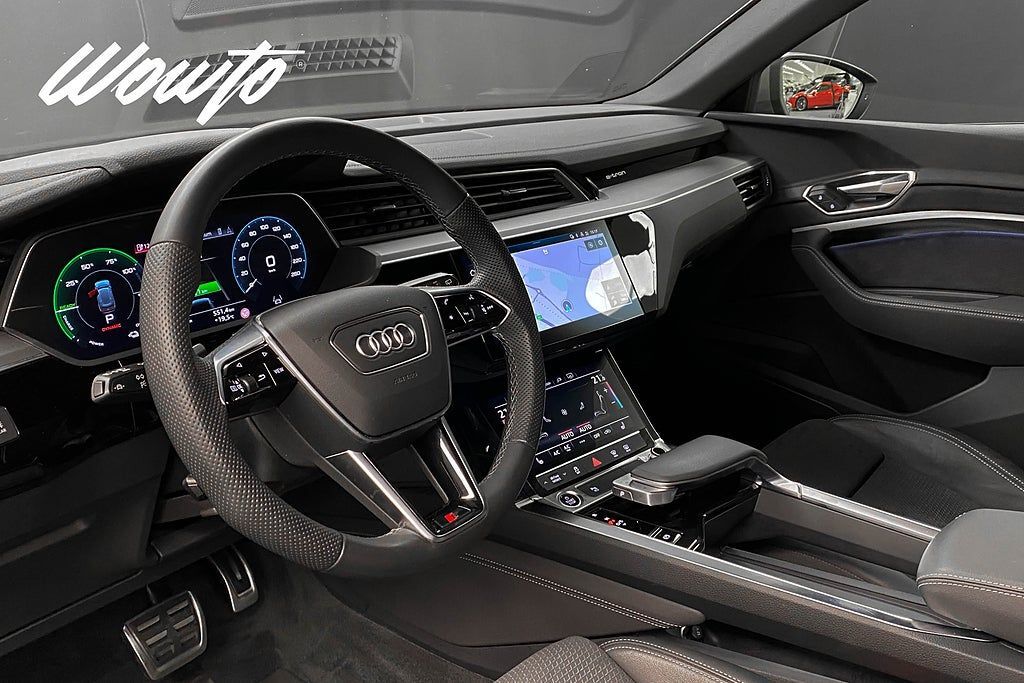 Audi Q8 2023, photo 6/10