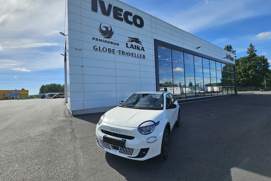 Fiat 600, 2026, 1.2, 107 kW, гибрид (бензин/электричество), автомат, передний привод