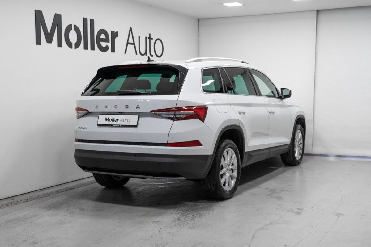 Škoda Kodiaq 2023, photo 3/10