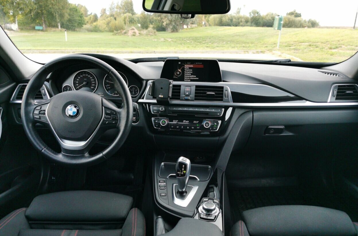 BMW 318 2016, kuva 5/8