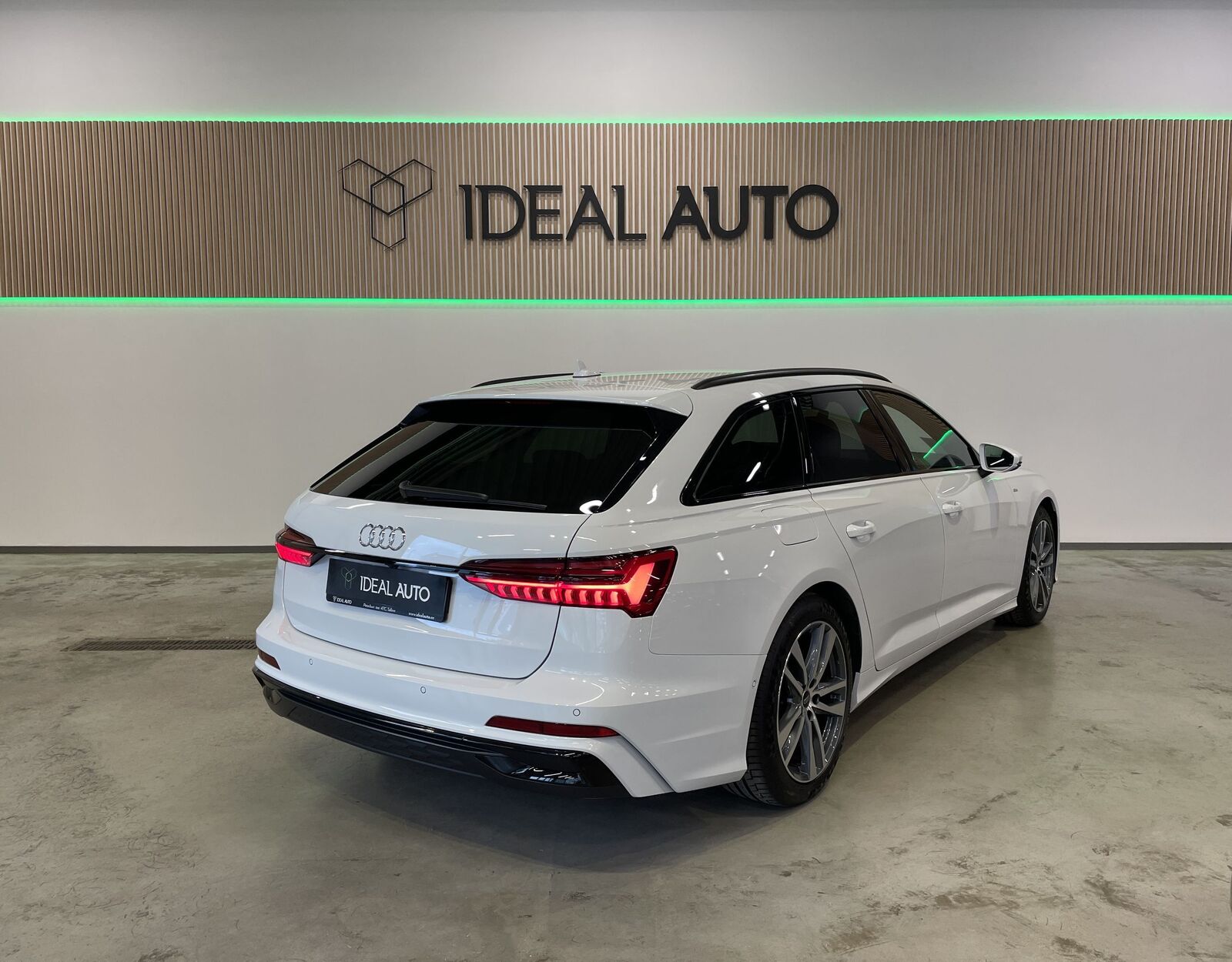 Audi A6 2024, photo 4/22