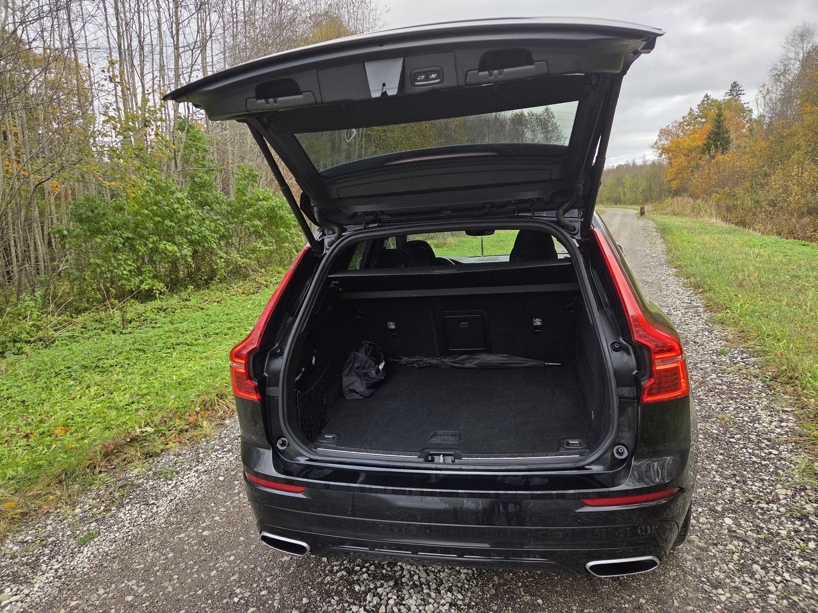 Volvo XC60 2018, photo 5/16