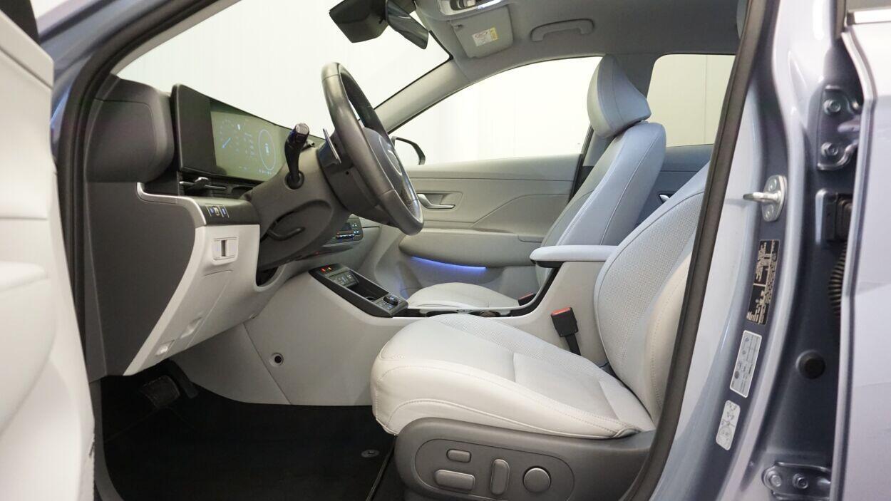 Hyundai Kona 2023, photo 7/23