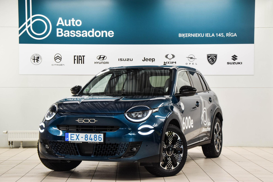 Fiat 600, 2024, electric, automatinė, priekiniai varomieji ratai