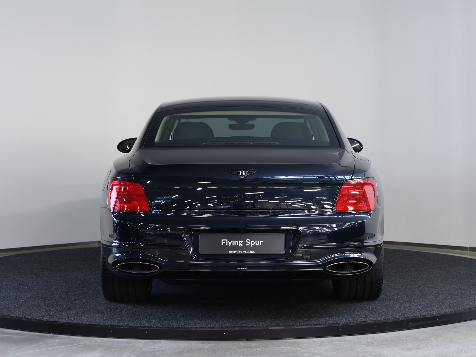 Bentley Flying Spur 2026, photo 4/23