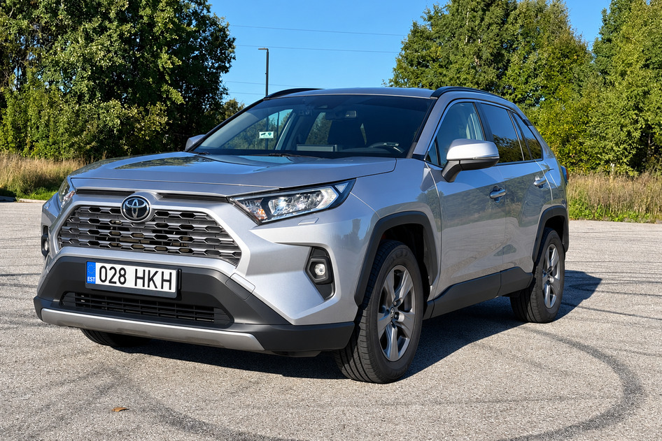 Toyota RAV4, 2022, 2.0, 129 kW, bensiin, automaat, esivedu