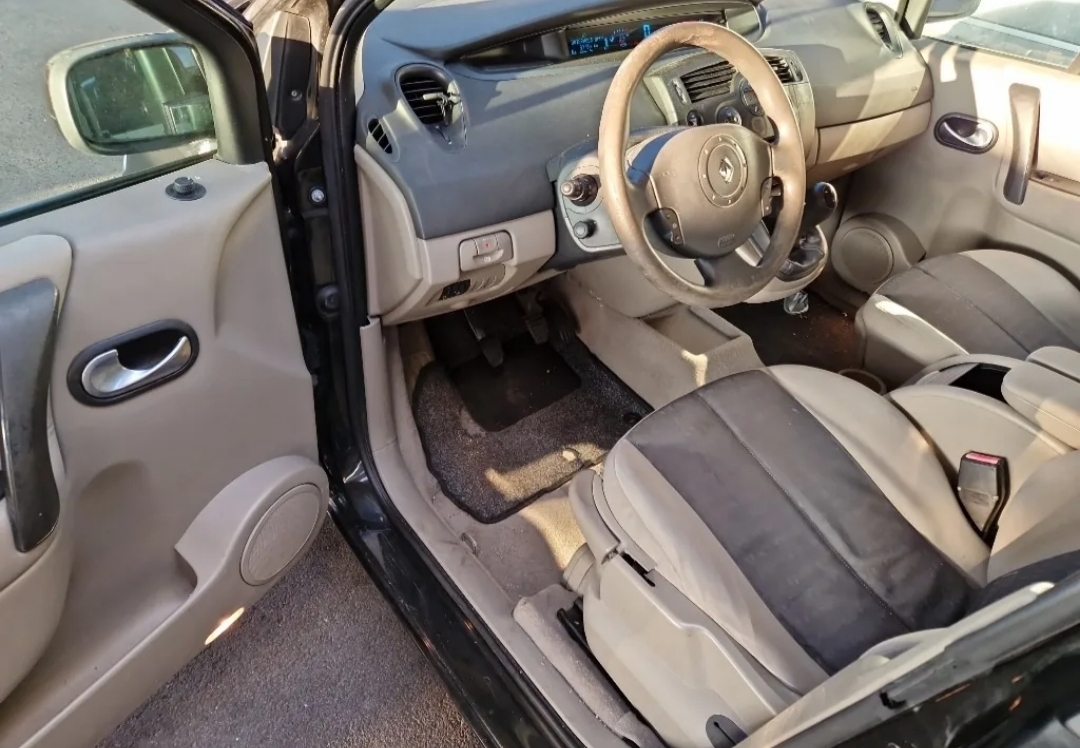 Renault Scenic 2005, photo 4/10