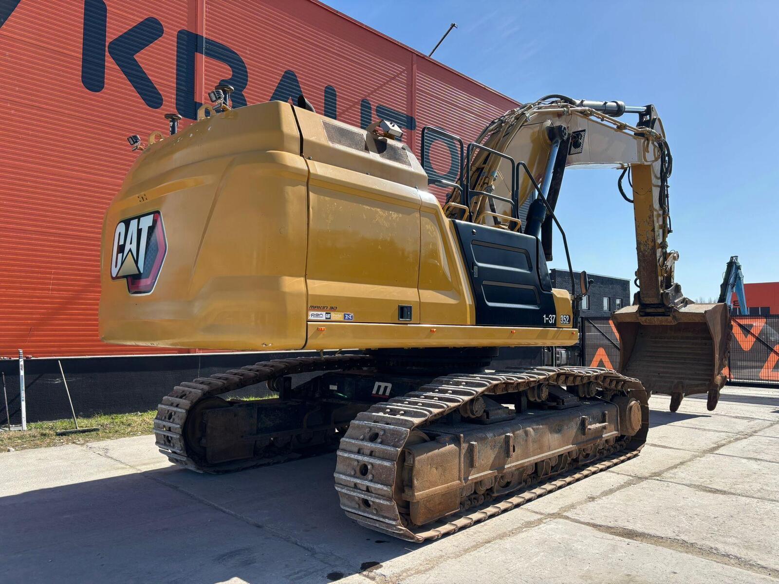 Caterpillar 352, photo 6/26