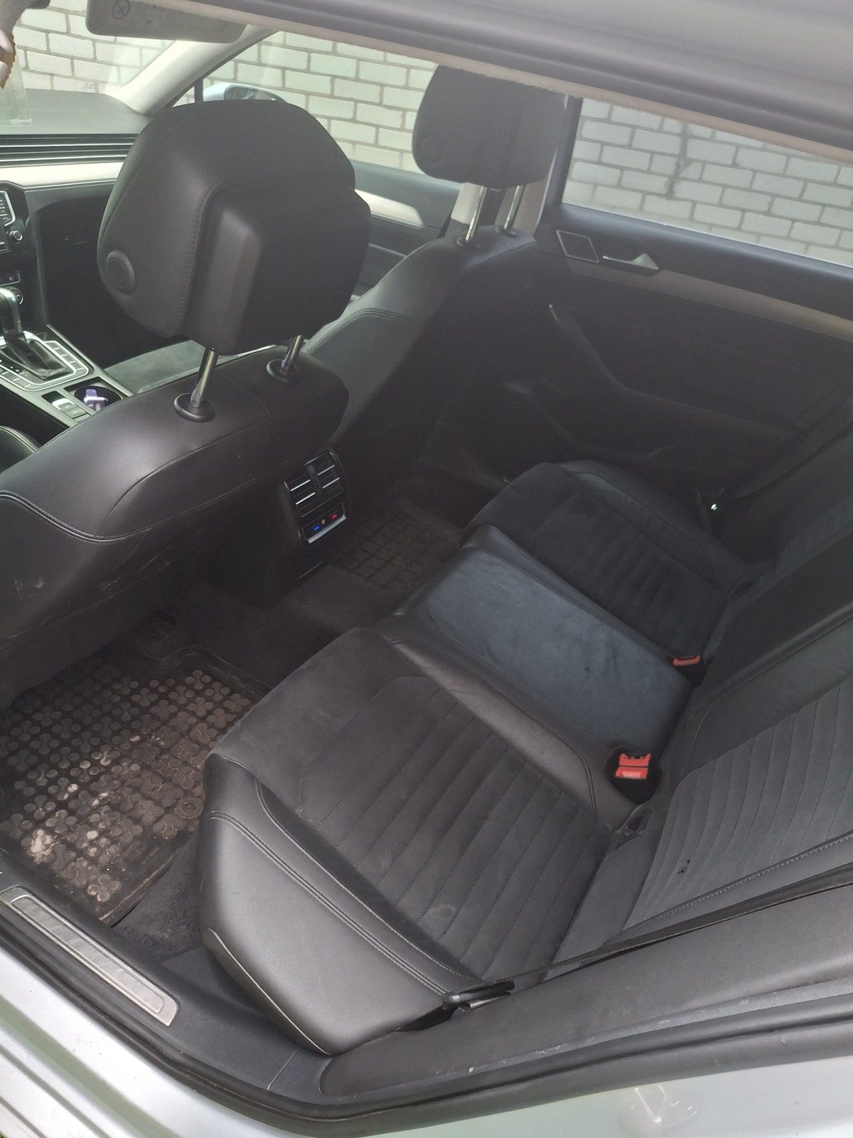 Volkswagen Passat 2015, photo 3/5