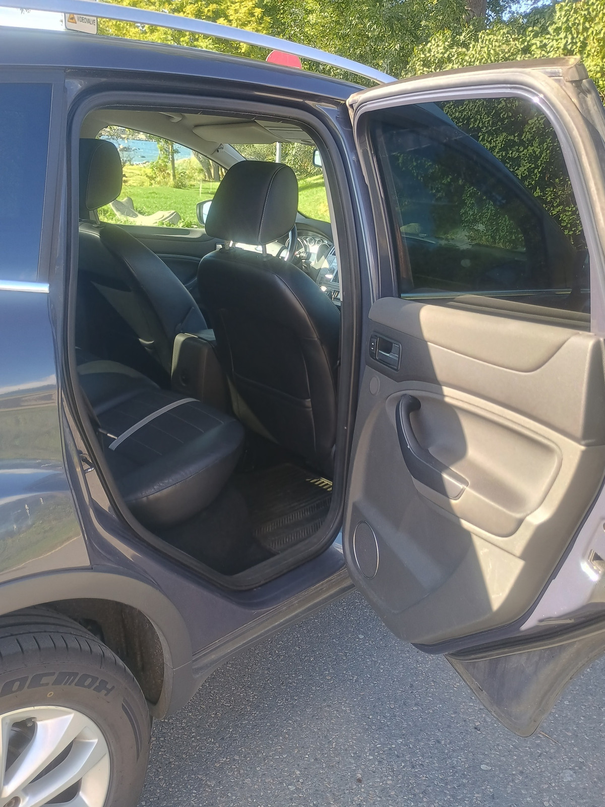 Ford Kuga 2012, photo 6/12
