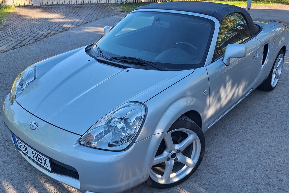 Toyota MR 2, 2004, 1.8, 103 kW, petrol, manual, rear-wheel drive