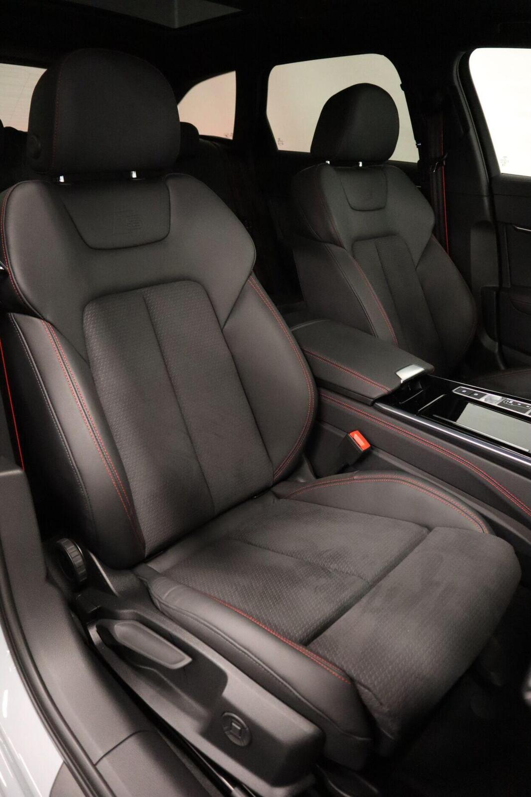 Audi A6 2025, photo 2/10