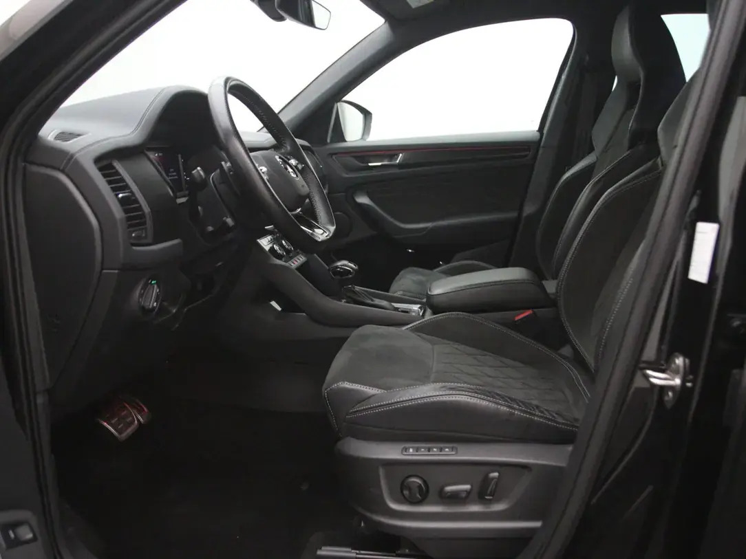 Škoda Kodiaq 2022, photo 4/10