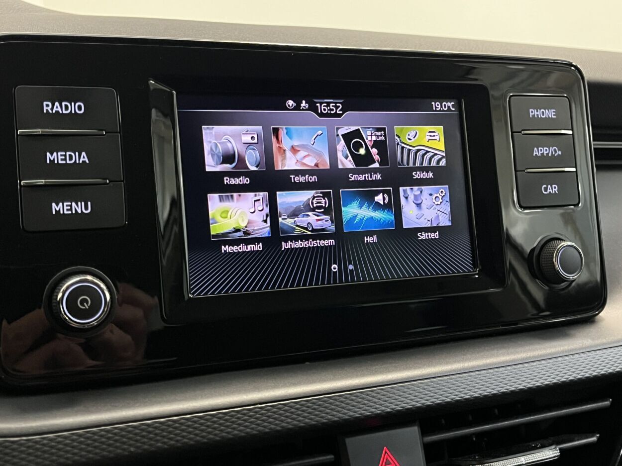 Škoda Kamiq 2023, photo 7/24