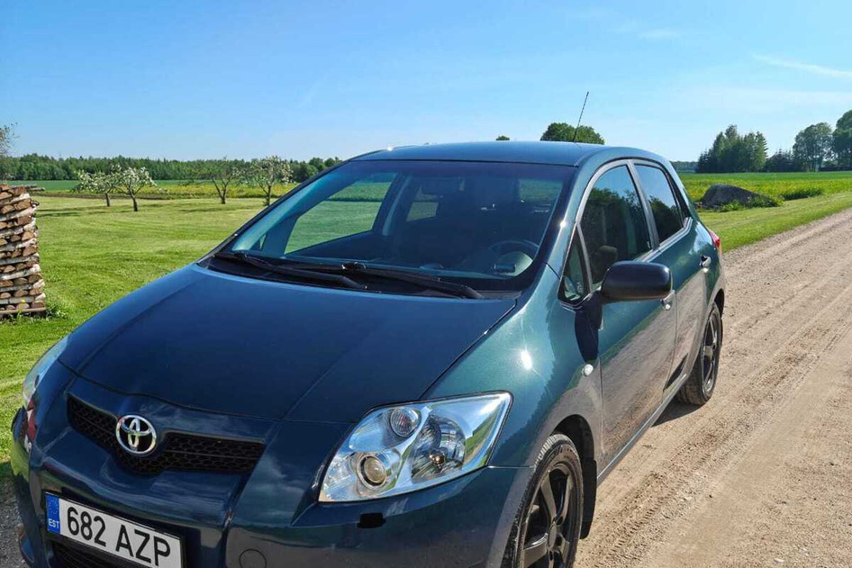 Toyota Auris, 2007, 1.6, 91 kW, petrol, manual, front-wheel drive