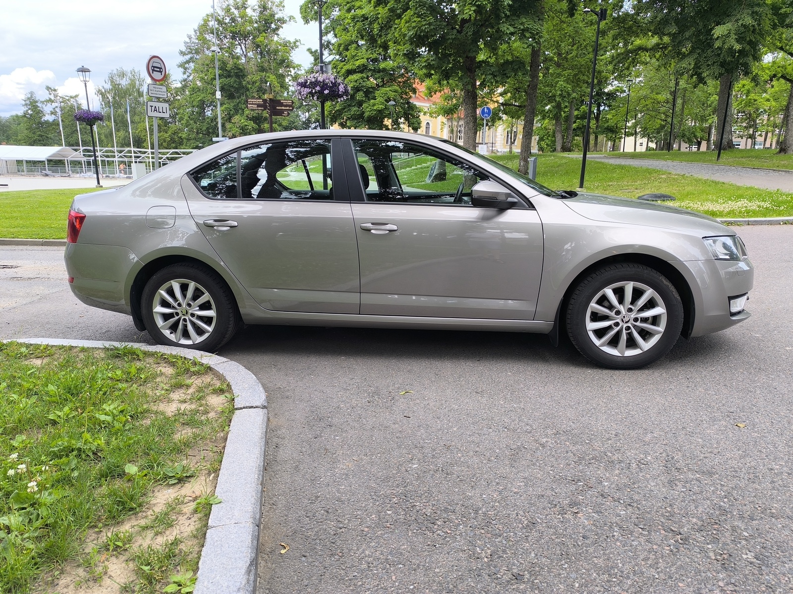 Škoda Octavia 2015, photo 4/10