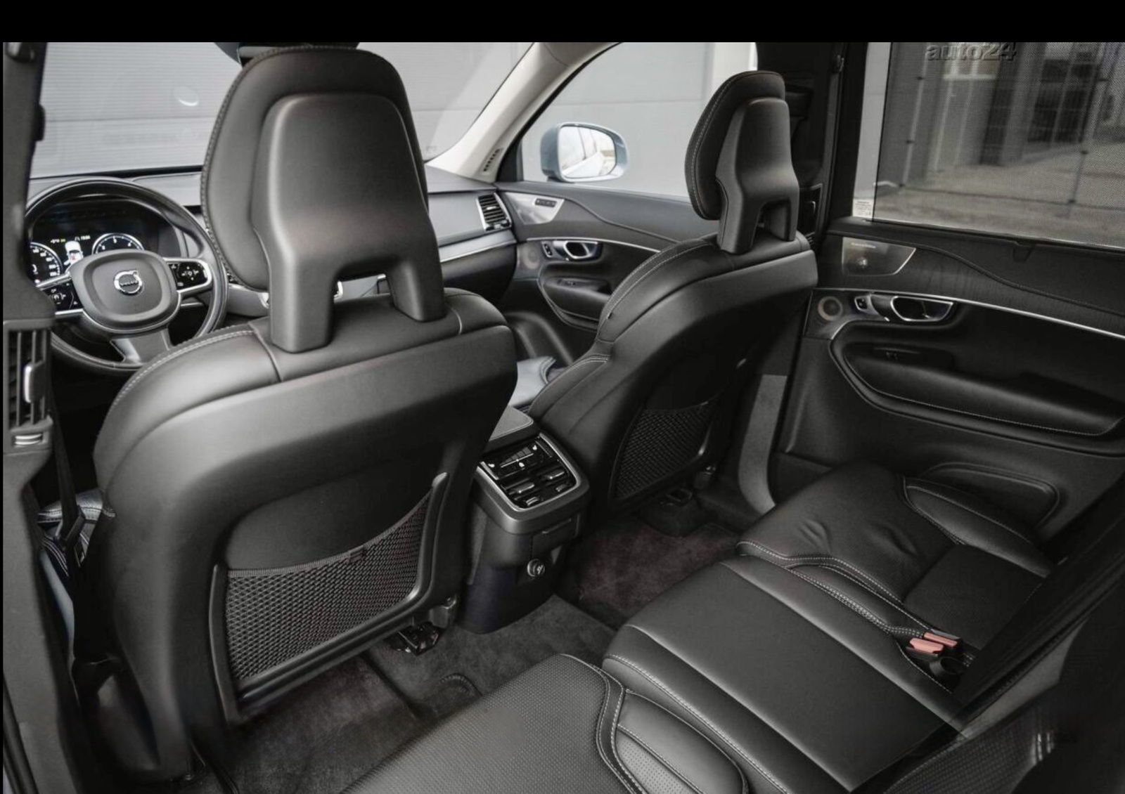 Volvo XC90 2019, photo 6/12