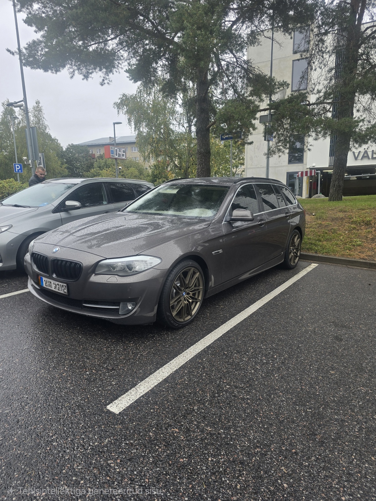 BMW 520 2011, photo 3/9