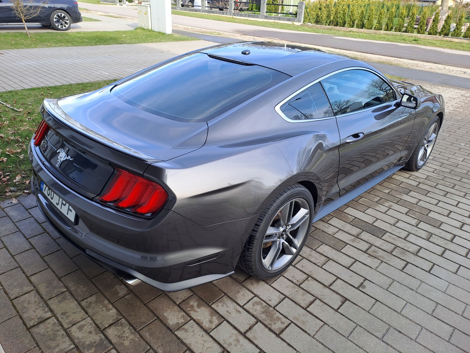 Ford Mustang 2018, kuva 2/17
