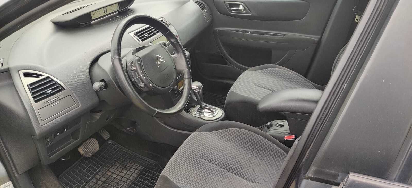 Citroën C4 2009, kuva 6/9