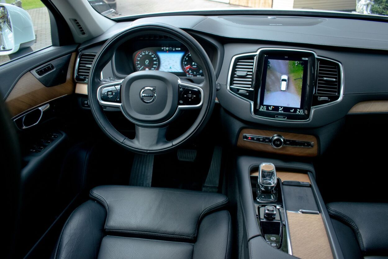 Volvo XC90 2022, photo 3/16