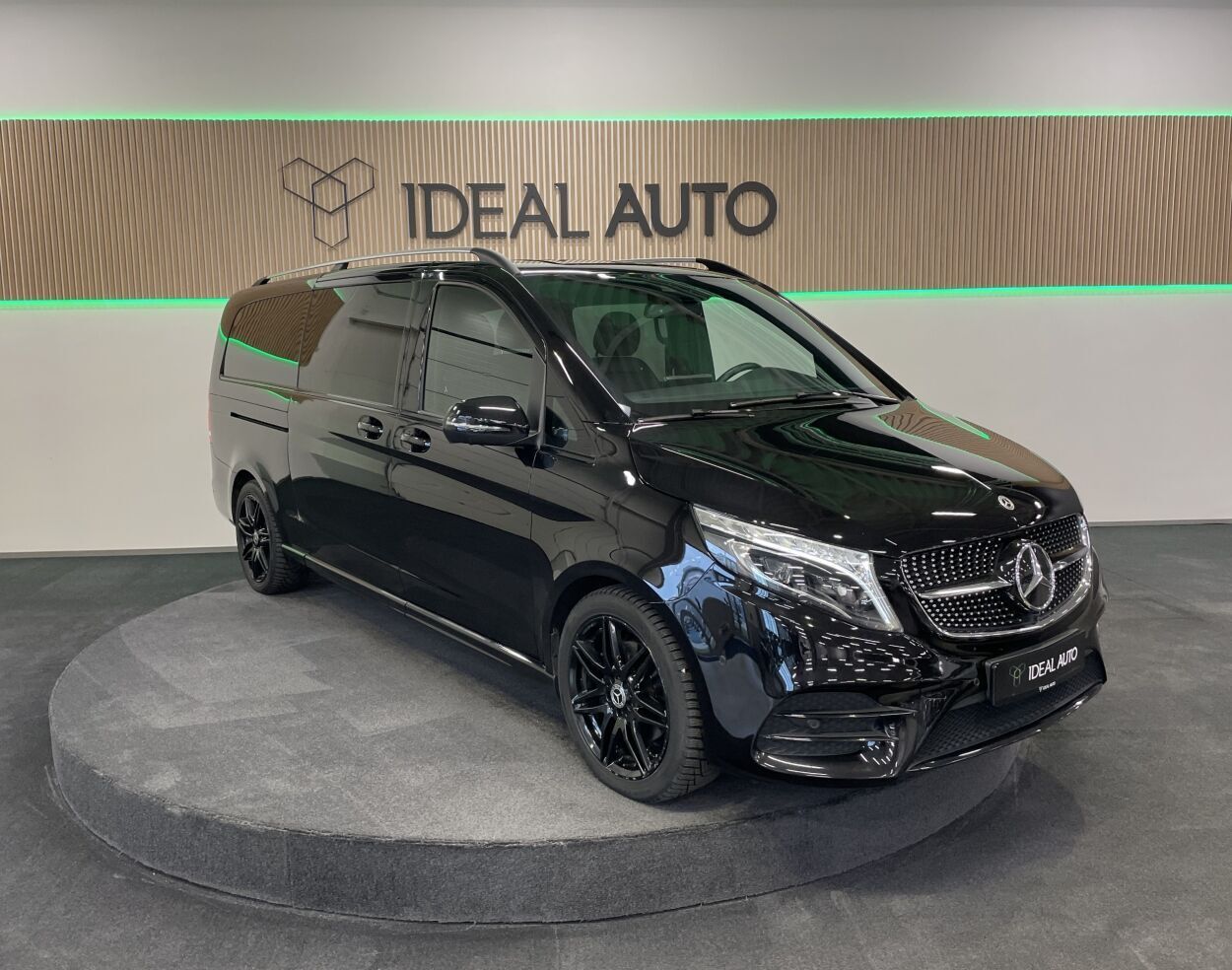 Mercedes-Benz V 300 2021, kuva 5/55