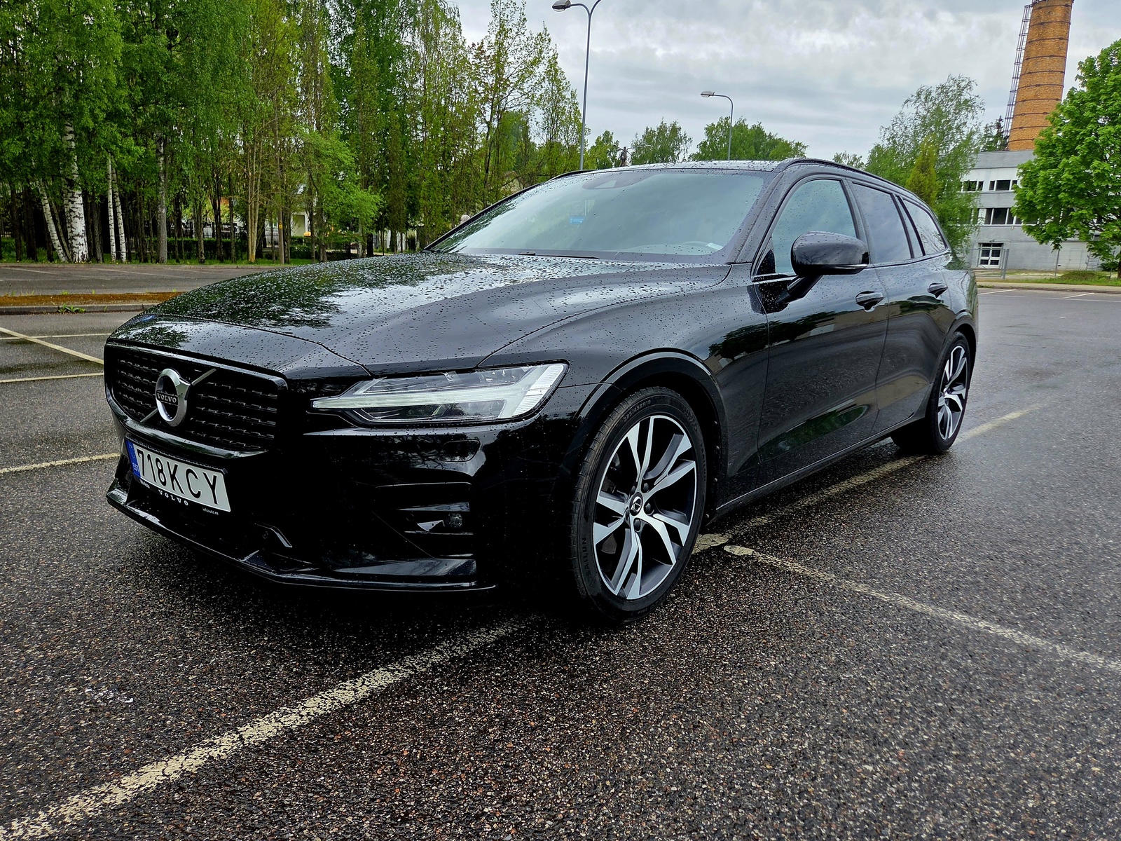 Volvo V60 2019, kuva 3/10