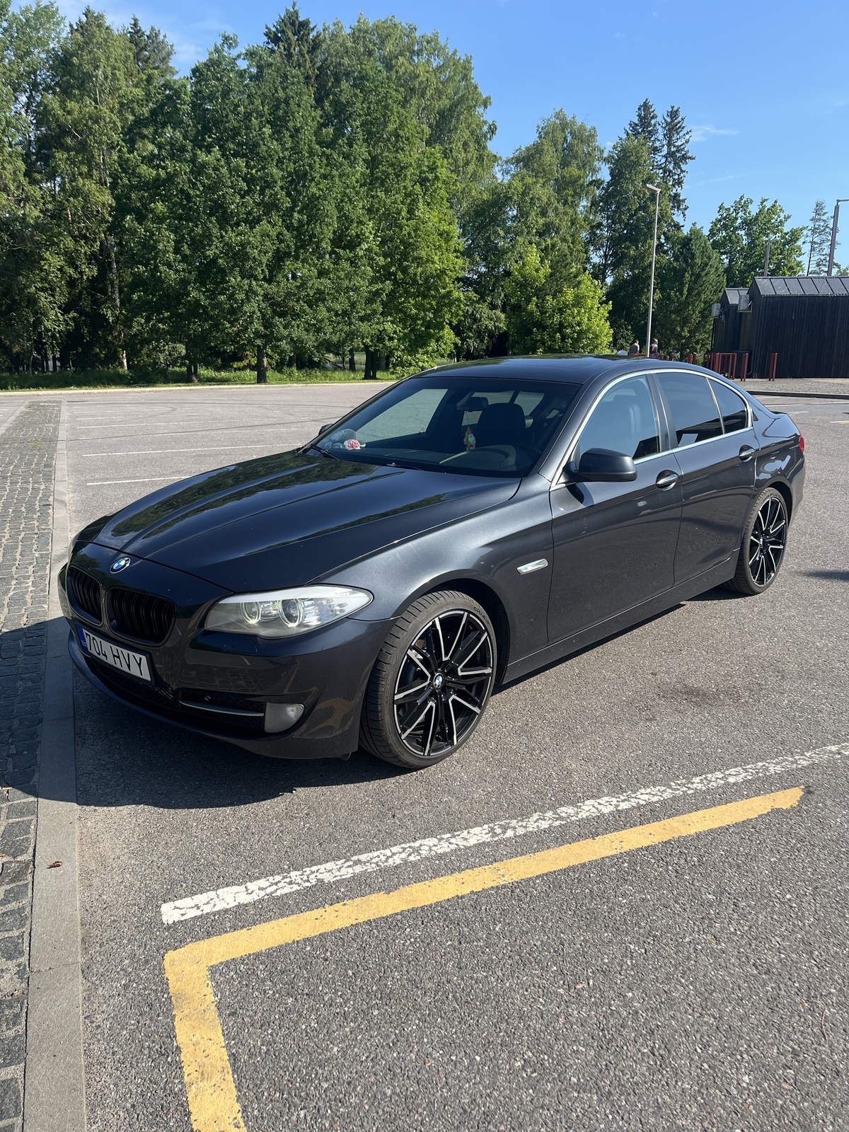 BMW 530