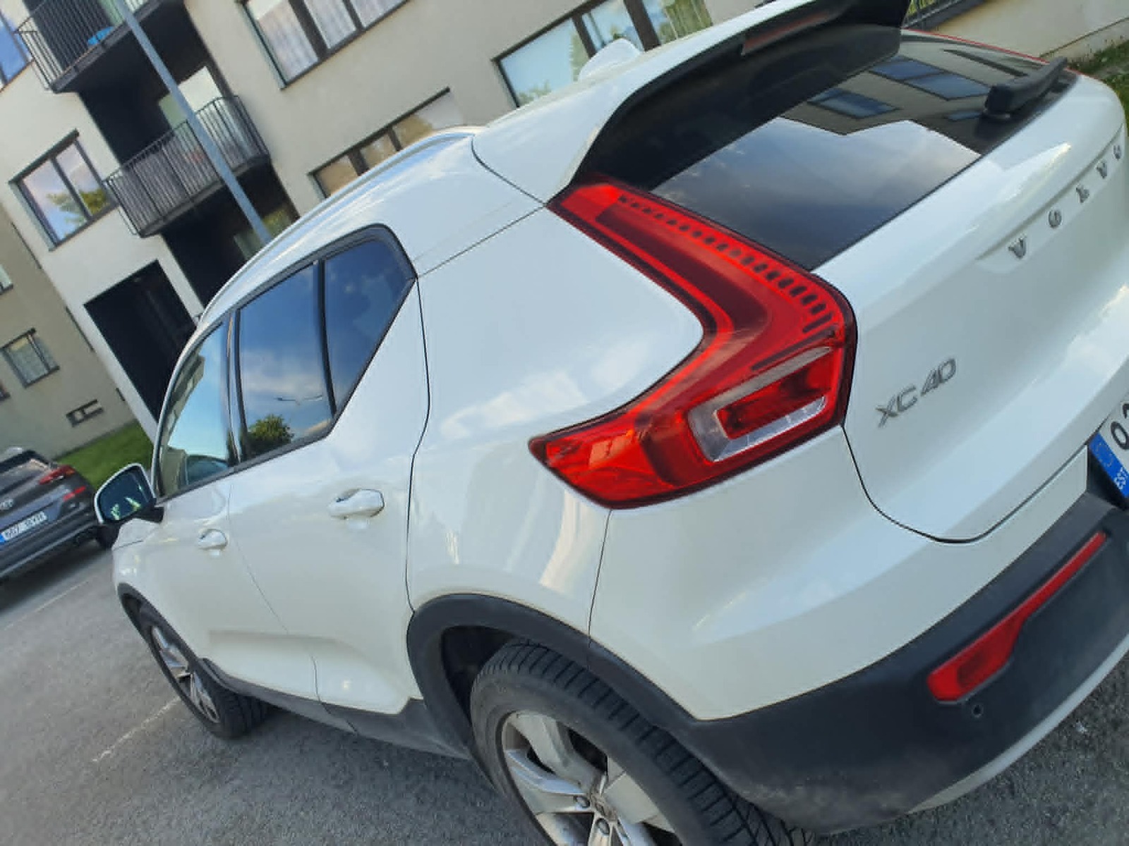 Volvo XC40 2018, photo 5/6