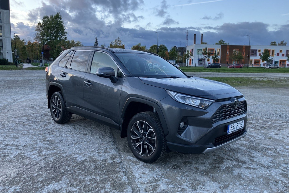 Toyota RAV4, 2019, 2.0, 129 kW, бензин, механическая, полный привод