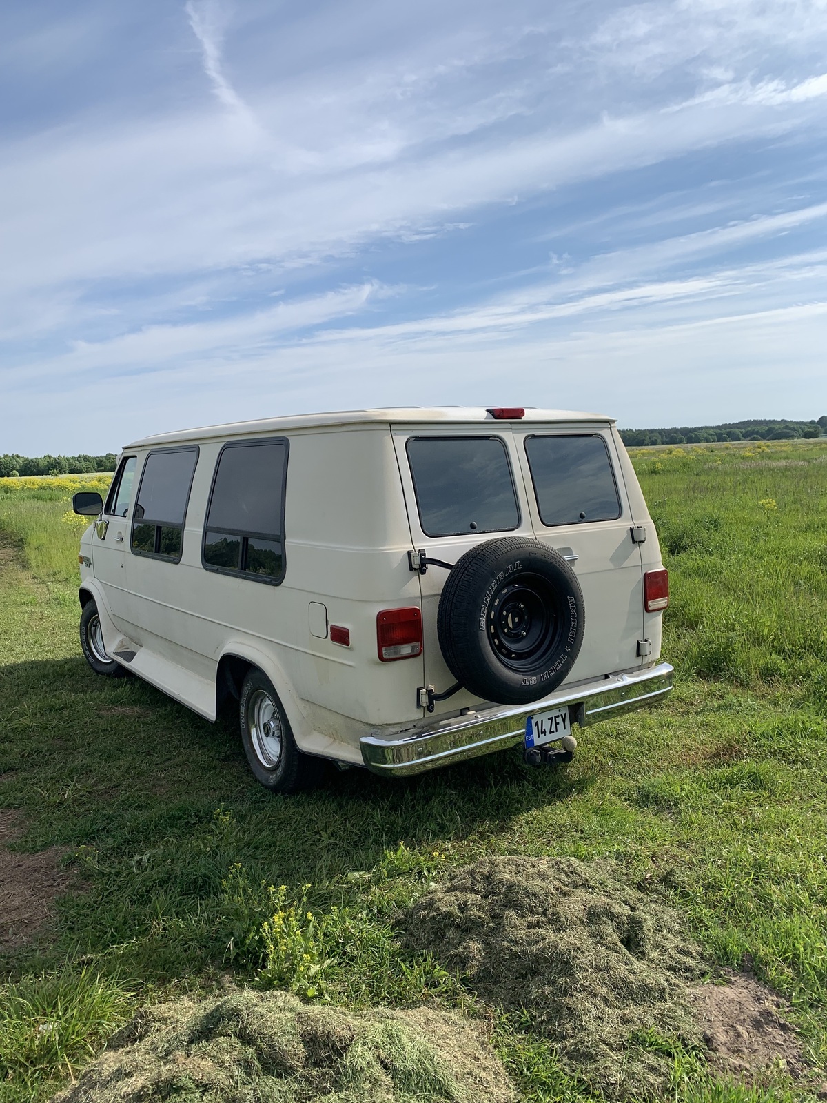 Chevrolet Chevy Van 1995, photo 2/3