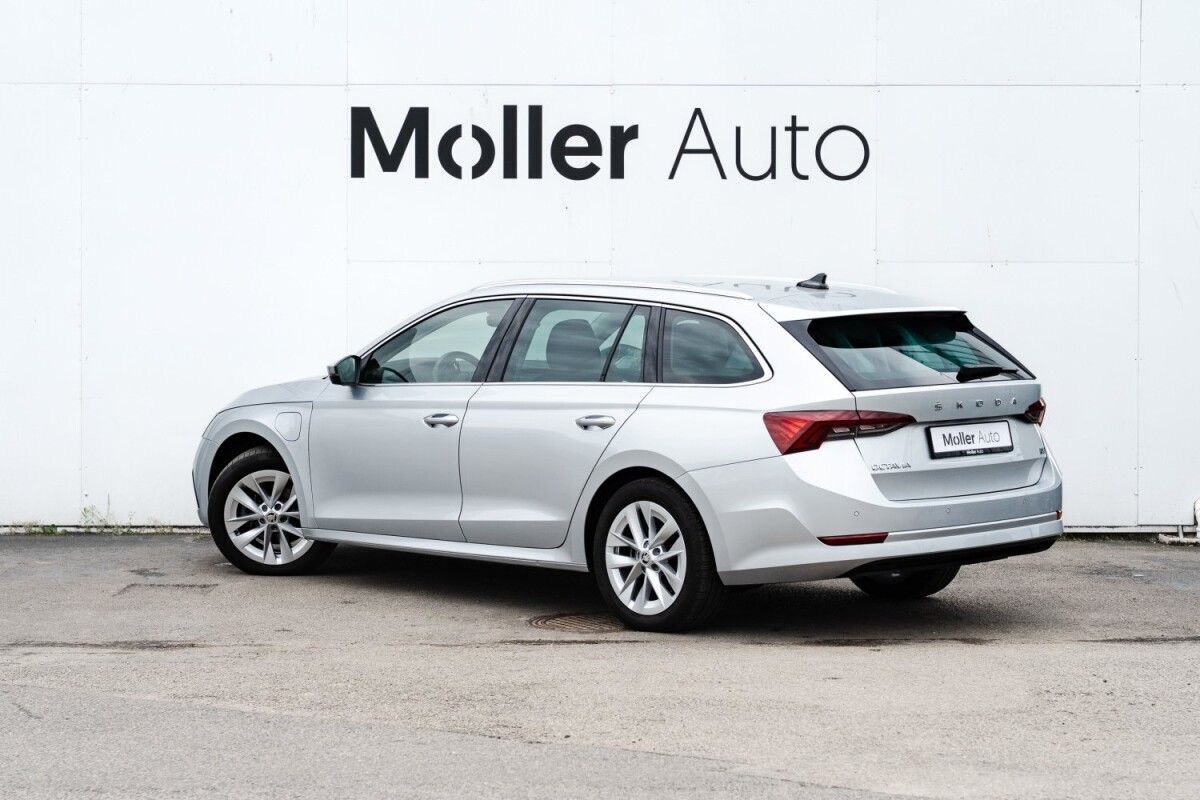 Škoda Octavia 2022, photo 3/41