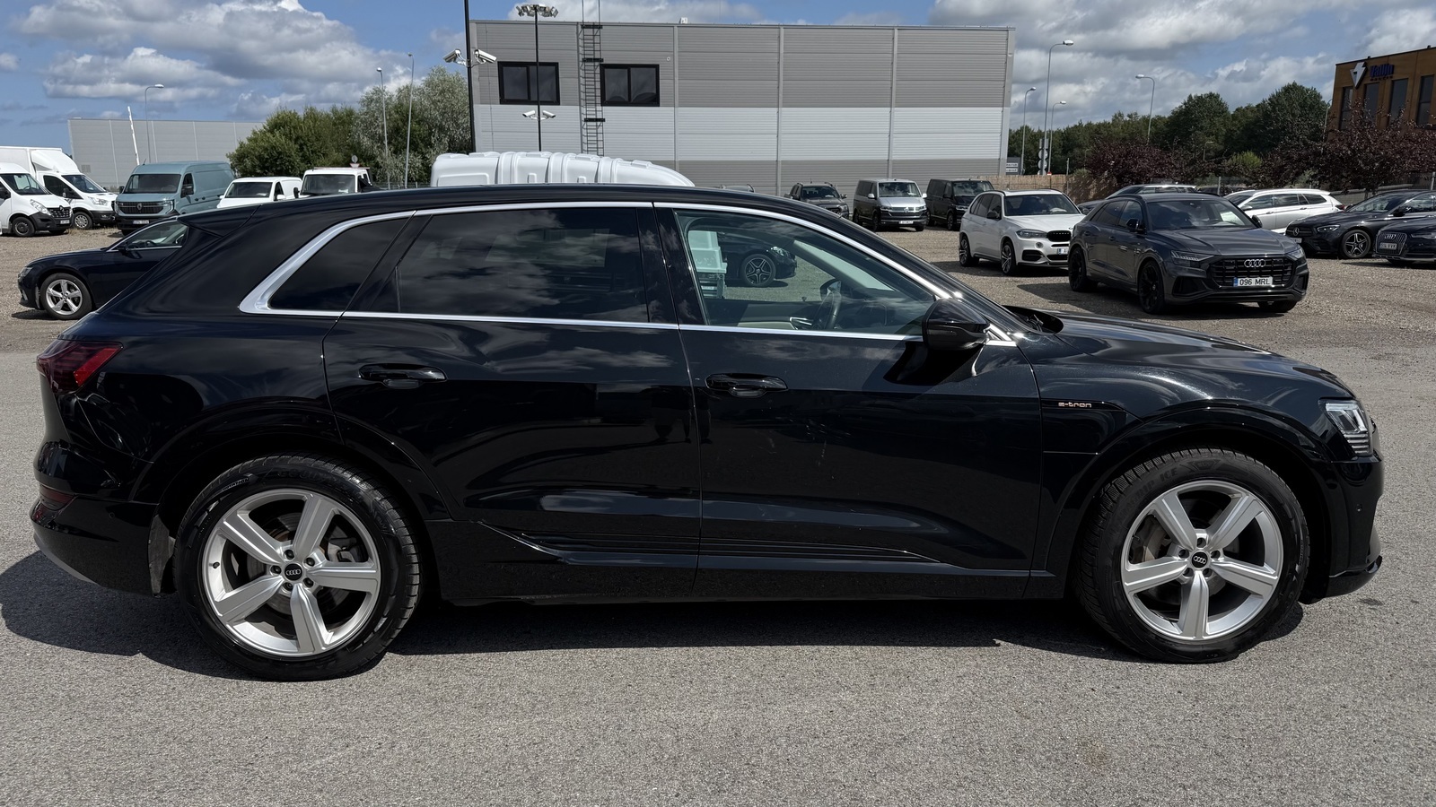 Audi e-tron 50 2022, kuva 3/10