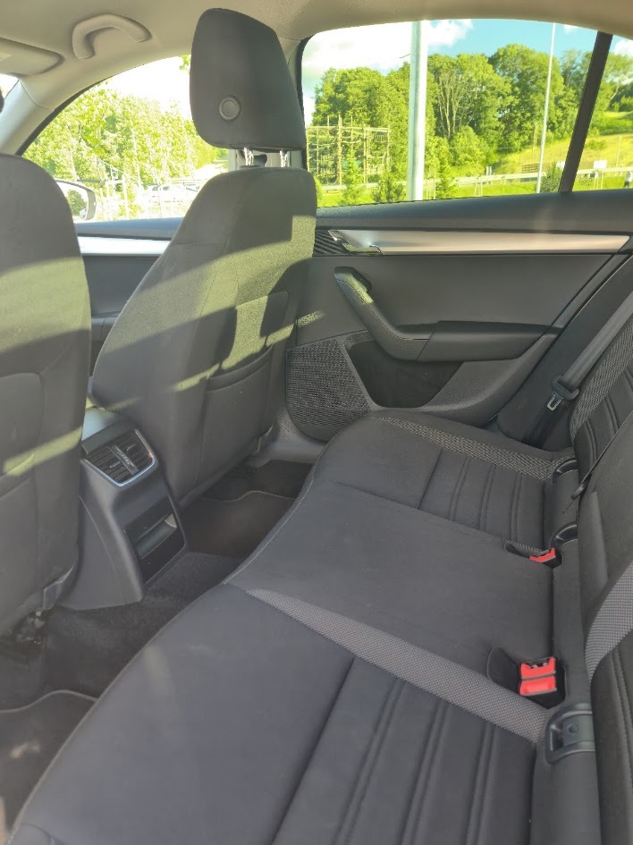 Škoda Octavia 2018, photo 7/8