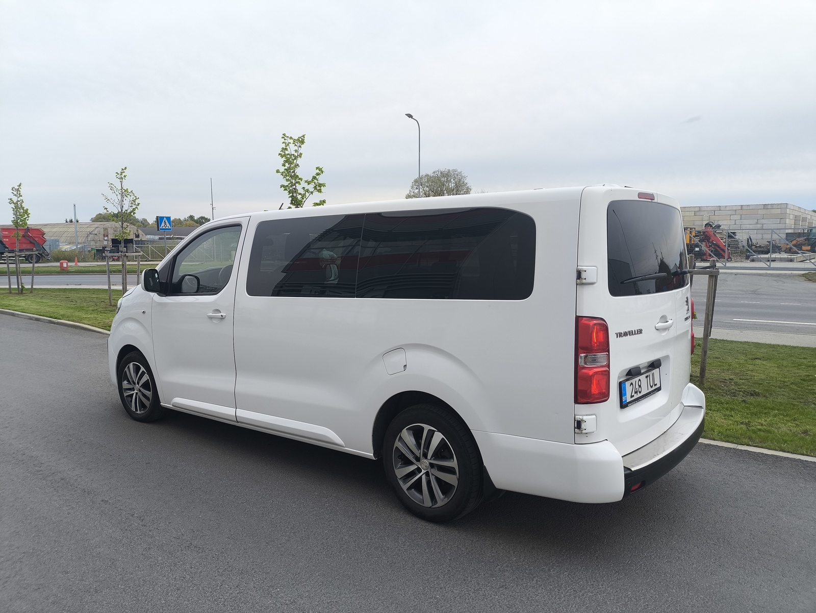 Peugeot Traveller