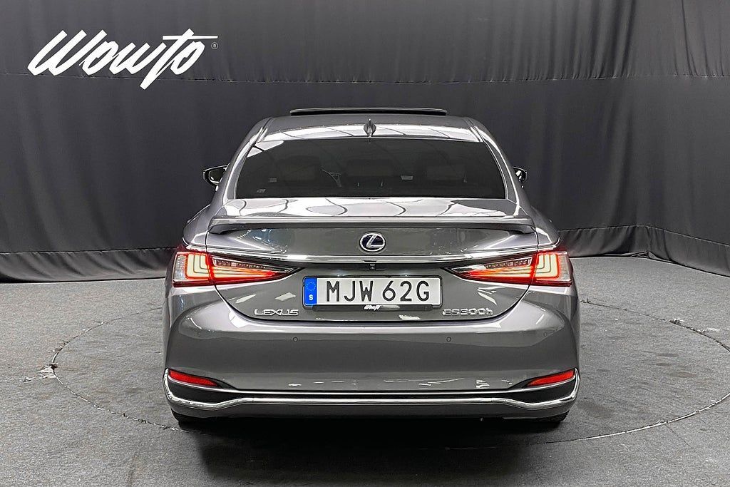 Lexus ES 2020, photo 5/10