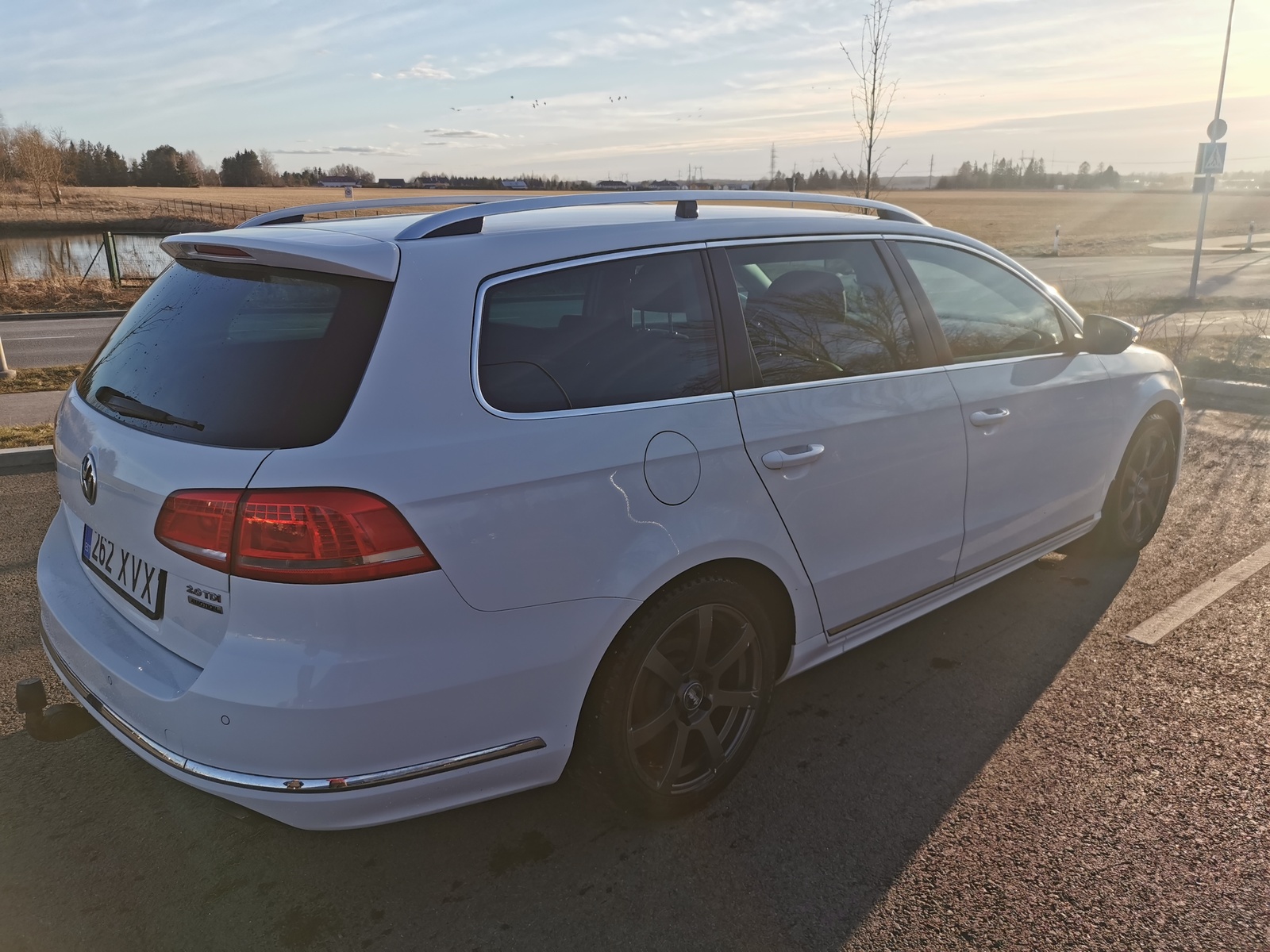 Volkswagen Passat 2013, kuva 2/8