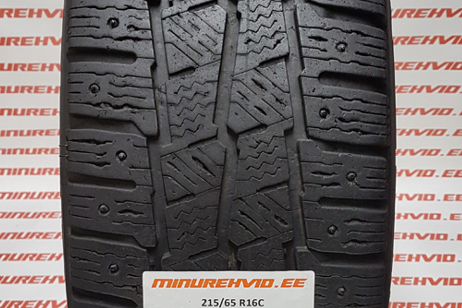Used studded tire 215/65R16 Michelin Agilis X-Ice North 109/107R.