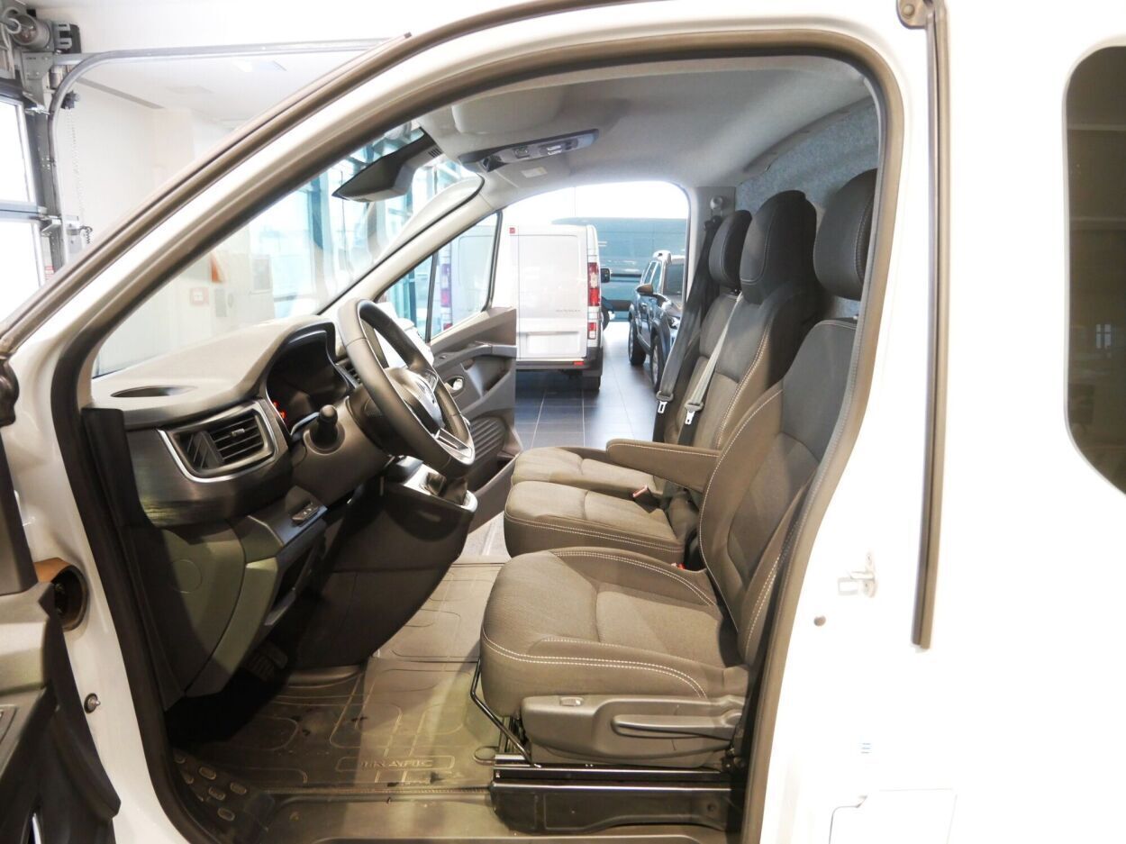 Renault Trafic L2H1 2023, kuva 6/13